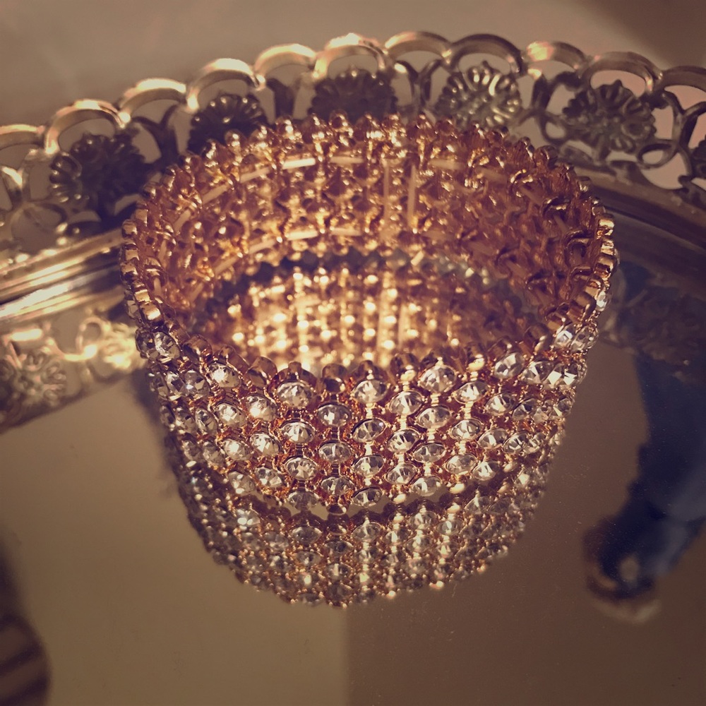 Rose gold (colored) rhinestone bracelet